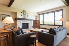Silver Star #1301 - 3 Bed Condo